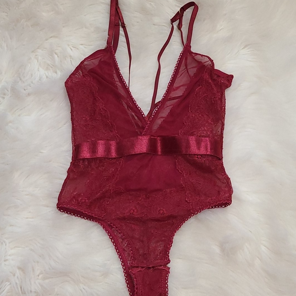 ⭕️5/$25⭕️ New! Fashion Nova Lace Mesh Teddy Bodysuit - Picture 9 of 14